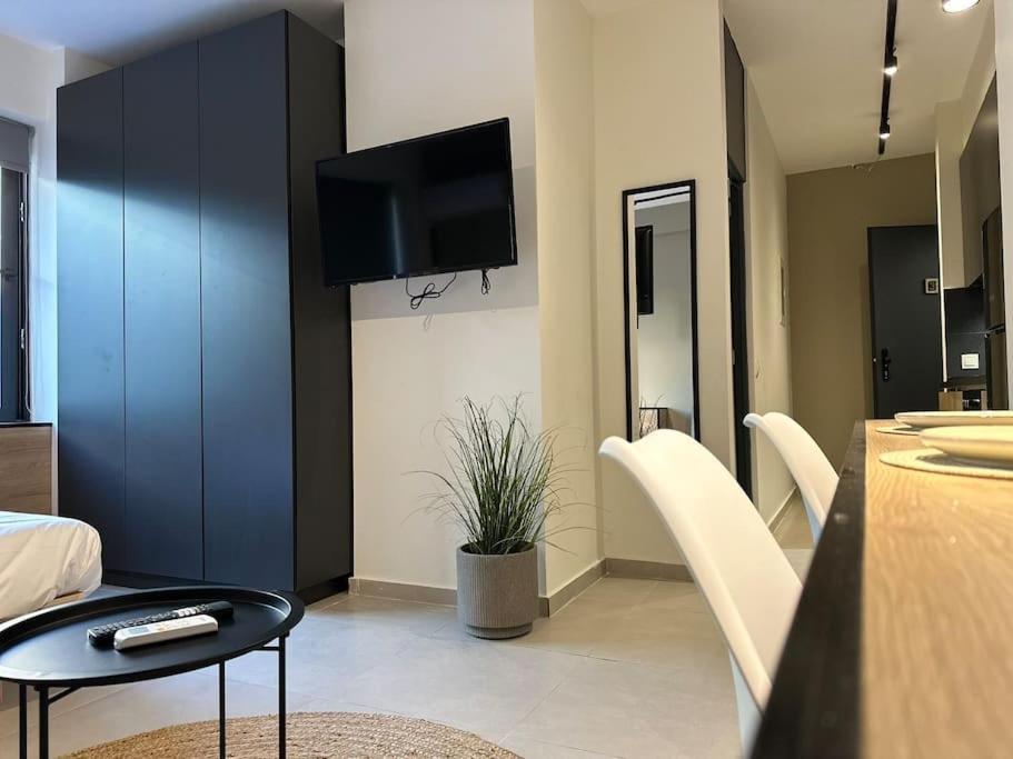 Downtown Living 3